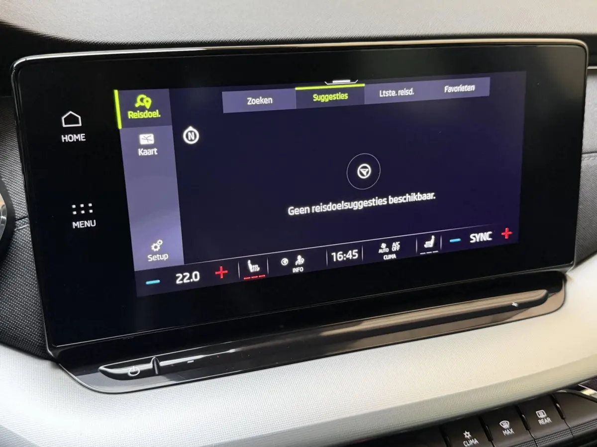 1.0 e-TSI Business Edition Plus Automaat | Achteruitrijcamera | Apple CarPlay/Android Auto | Adaptieve cruise control | Climate control | LED verlichting | Signaalkleur | Parkeersensoren voo