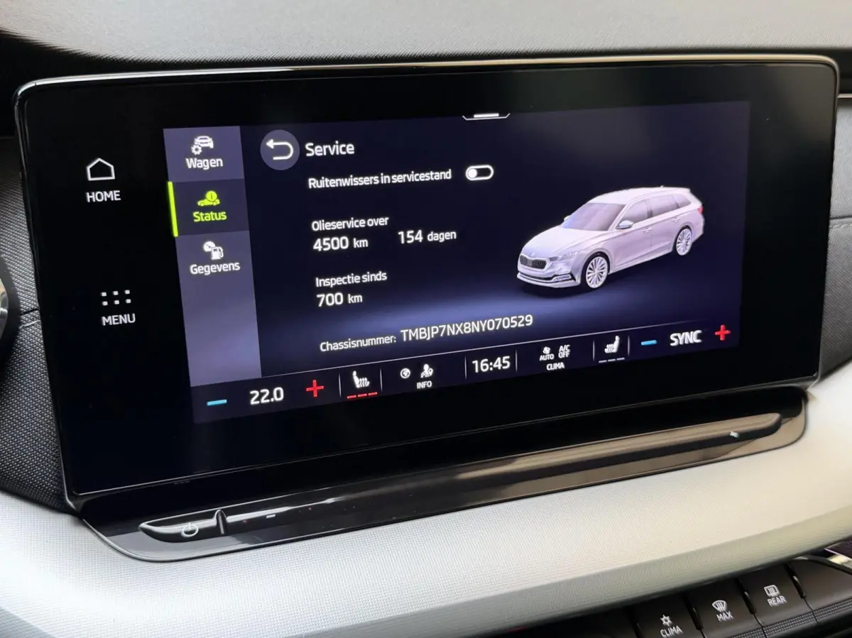 1.0 e-TSI Business Edition Plus Automaat | Achteruitrijcamera | Apple CarPlay/Android Auto | Adaptieve cruise control | Climate control | LED verlichting | Signaalkleur | Parkeersensoren voo