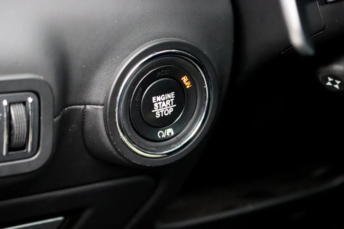 3.0 S Q4 | Carbon | Bowers&Wilkins | Stoelventilatie | Memory | Variabel Onderstel | Apple Carplay/Android Auto | Leder | Camera | Keyless Entry | Elektrisch Zonnescherm |
