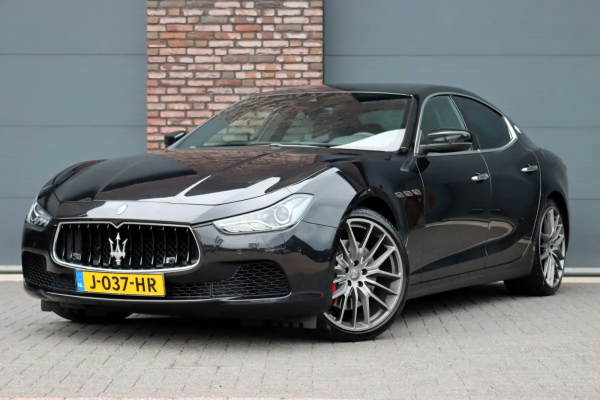 Maserati Ghibli 2017 Benzine Automatisch leasen