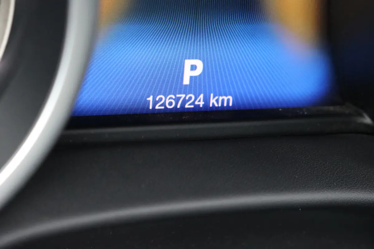 3.0 S Q4 | Carbon | Bowers&Wilkins | Stoelventilatie | Memory | Variabel Onderstel | Apple Carplay/Android Auto | Leder | Camera | Keyless Entry | Elektrisch Zonnescherm |