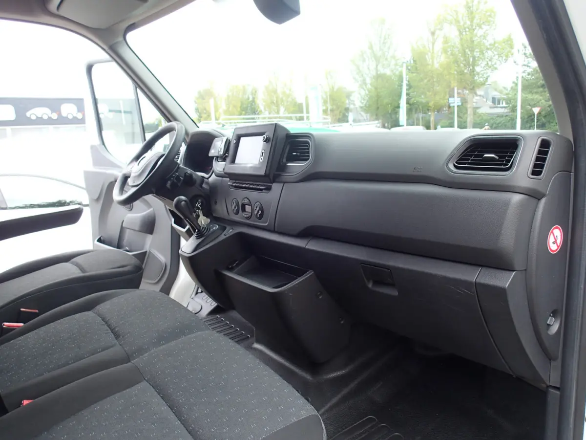 2.3 Turbo L2H3 VOORZIEN VAN AIRCO+CRUISE+ AUTOMAAT !!!