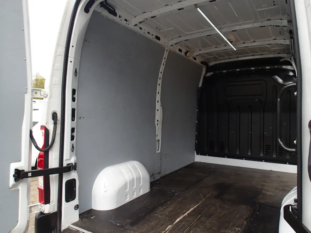 2.3 Turbo L2H3 VOORZIEN VAN AIRCO+CRUISE+ AUTOMAAT !!!