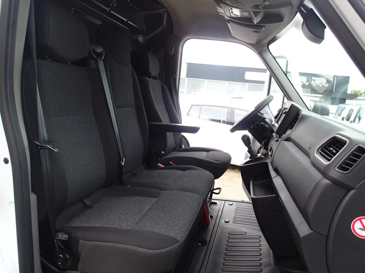 2.3 Turbo L2H3 VOORZIEN VAN AIRCO+CRUISE+ AUTOMAAT !!!
