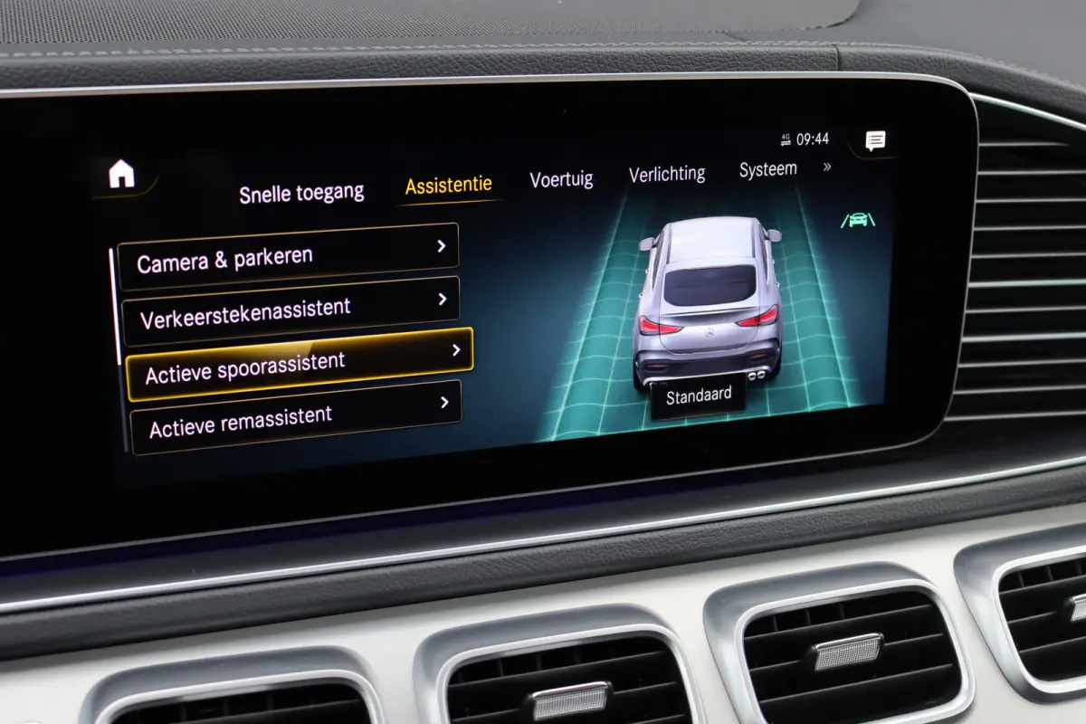 AMG 53 4MATIC+ | Luchtvering | Distronic+ | Panoramadak | HUD | Stoelventilatie | Surround Camera | Standkachel | Multibeam LED | Burmester |