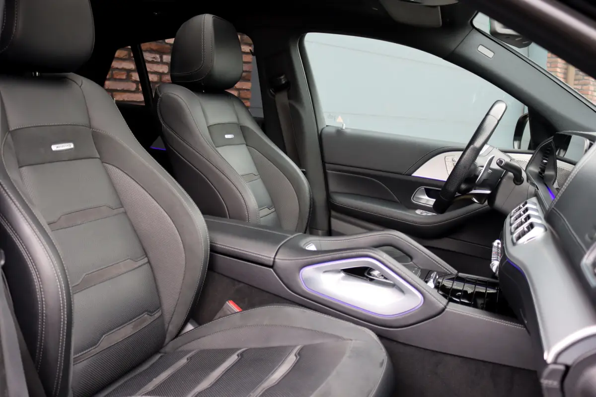 AMG 53 4MATIC+ | Luchtvering | Distronic+ | Panoramadak | HUD | Stoelventilatie | Surround Camera | Standkachel | Multibeam LED | Burmester |