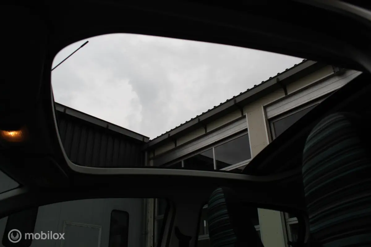 1.0-12V 69PK 5-DEURS NIEUW MODEL *Airscape-Shine* *CABRIOLET* *KLEUREN-/ENTERTAINMENTSCHERM ORIGINEEL* *BLUETOOTH HANDSFREE TEL.CARKIT&MEDIA INTERFACE/STREAMING* *OPEN-/ZONNEDAK* *AIRCONDITI