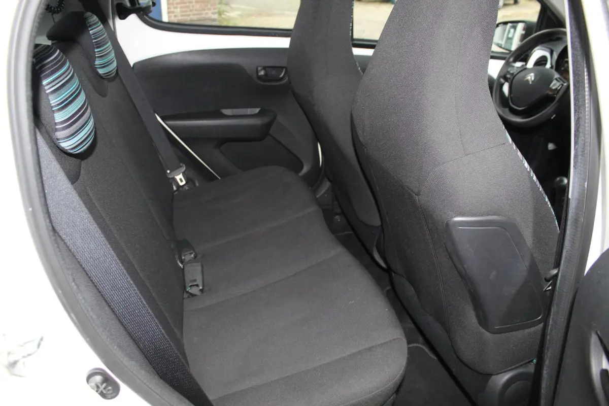 1.0-12V 69PK 5-DEURS NIEUW MODEL *Airscape-Shine* *CABRIOLET* *KLEUREN-/ENTERTAINMENTSCHERM ORIGINEEL* *BLUETOOTH HANDSFREE TEL.CARKIT&MEDIA INTERFACE/STREAMING* *OPEN-/ZONNEDAK* *AIRCONDITI