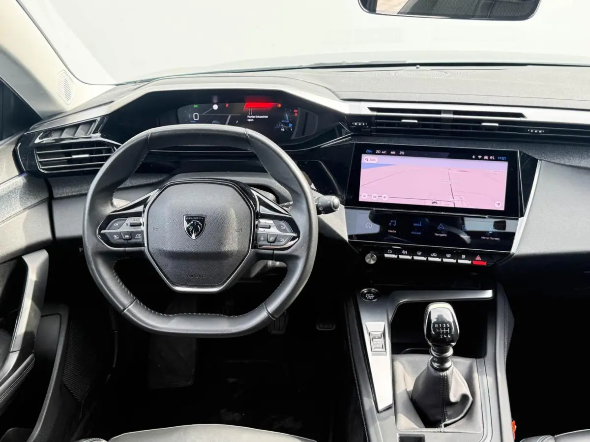 1.2 PureTech 130pk Allure Pack Business | Carplay | 360 Camera | Stoelverwarming | Trekhaak