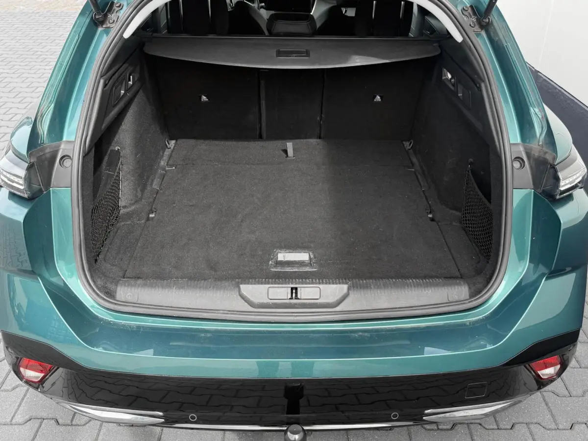 1.2 PureTech 130pk Allure Pack Business | Carplay | 360 Camera | Stoelverwarming | Trekhaak