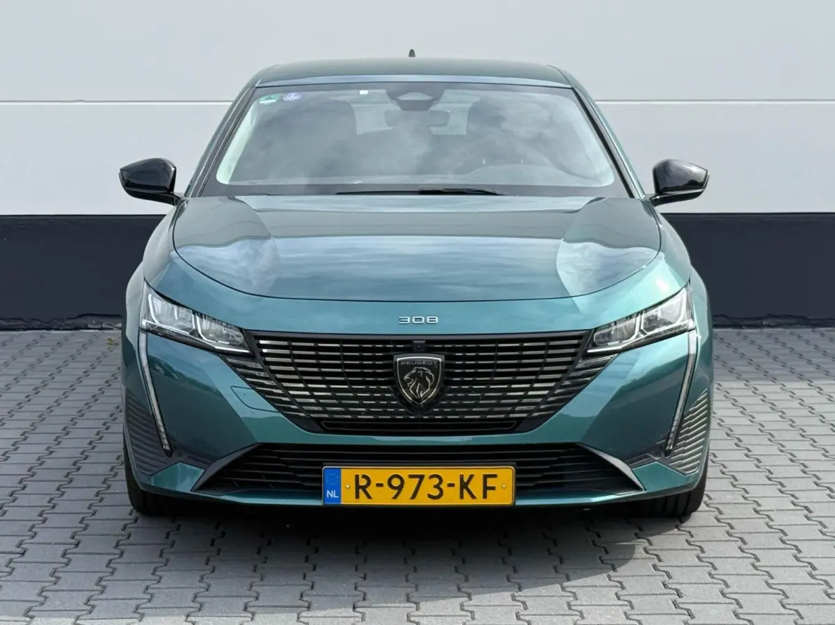 1.2 PureTech 130pk Allure Pack Business | Carplay | 360 Camera | Stoelverwarming | Trekhaak