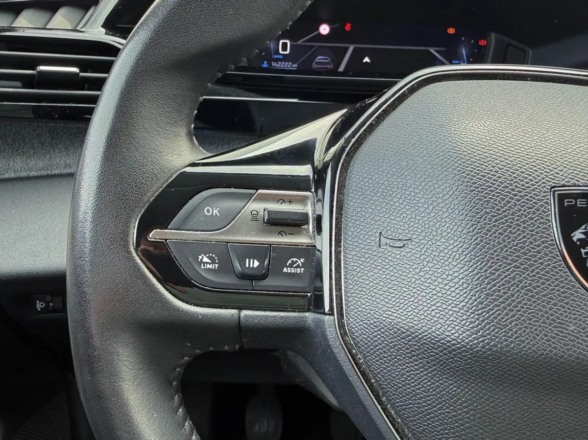 1.2 PureTech 130pk Allure Pack Business | Carplay | 360 Camera | Stoelverwarming | Trekhaak