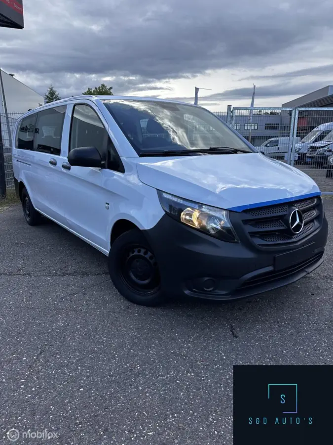 109 BlueTEC Base Extra Lang / 9 Pax