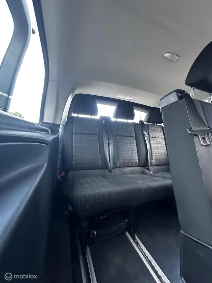 109 BlueTEC Base Extra Lang / 9 Pax