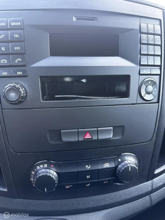 109 BlueTEC Base Extra Lang / 9 Pax