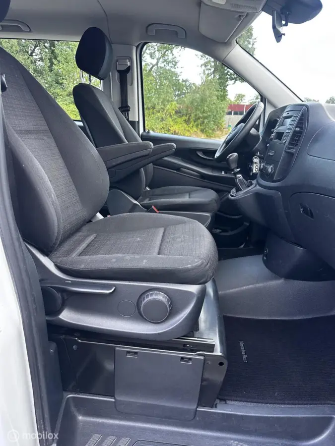 109 BlueTEC Base Extra Lang / 9 Pax