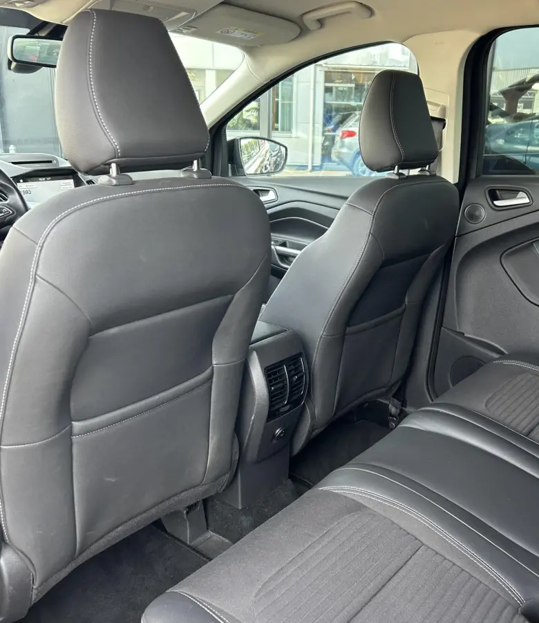 1.5 EcoBoost Titanium 150PK | ZEER NETTE STAAT | Achteruitrijcamera | SONY Audio | Elektrische Achterklep | Parkeersensoren | Navigatie | Stoelverwarming | Stuurverwarming | Voorruitverwarmi