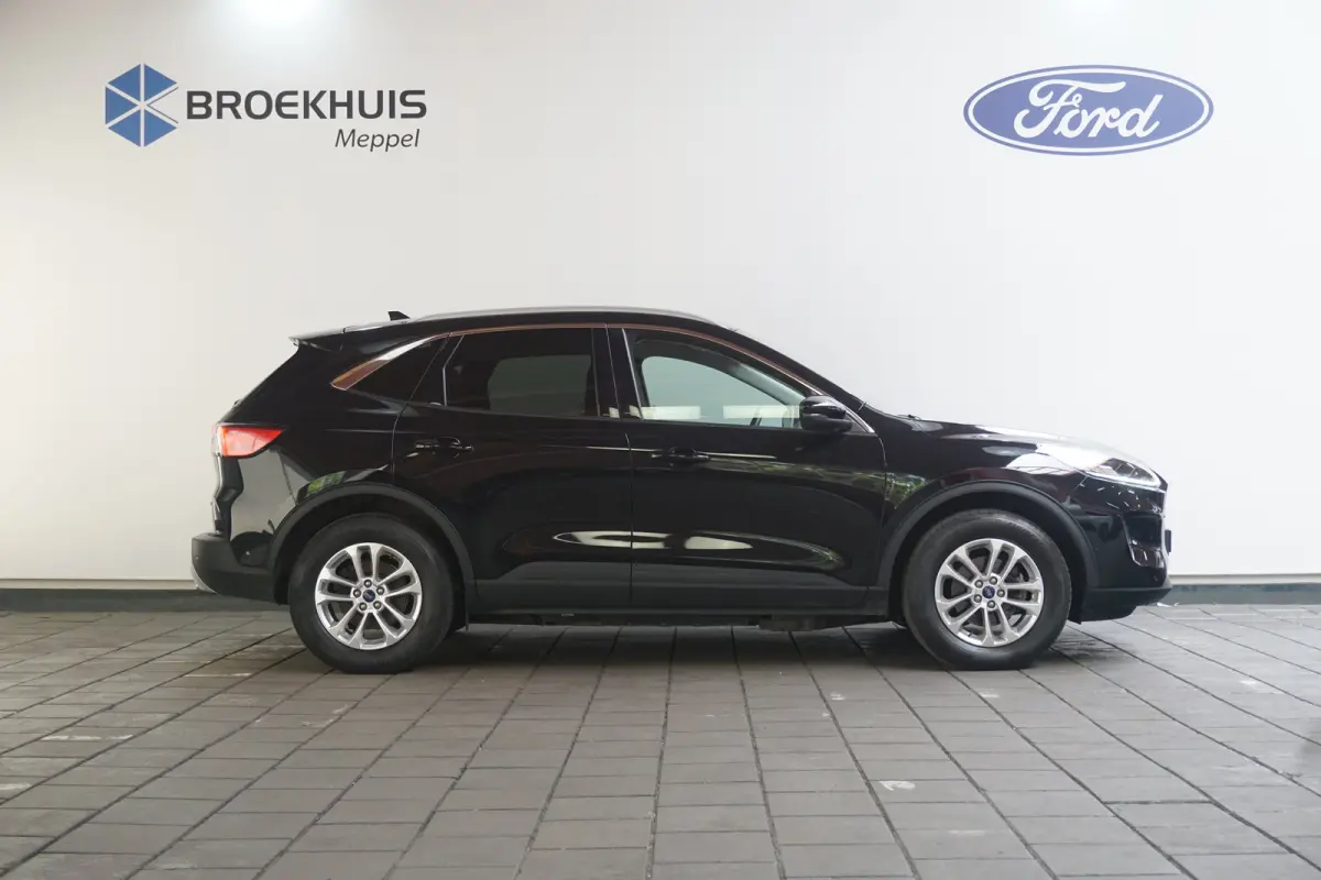 2.5 PHEV Titanium X | 91.5% SoH