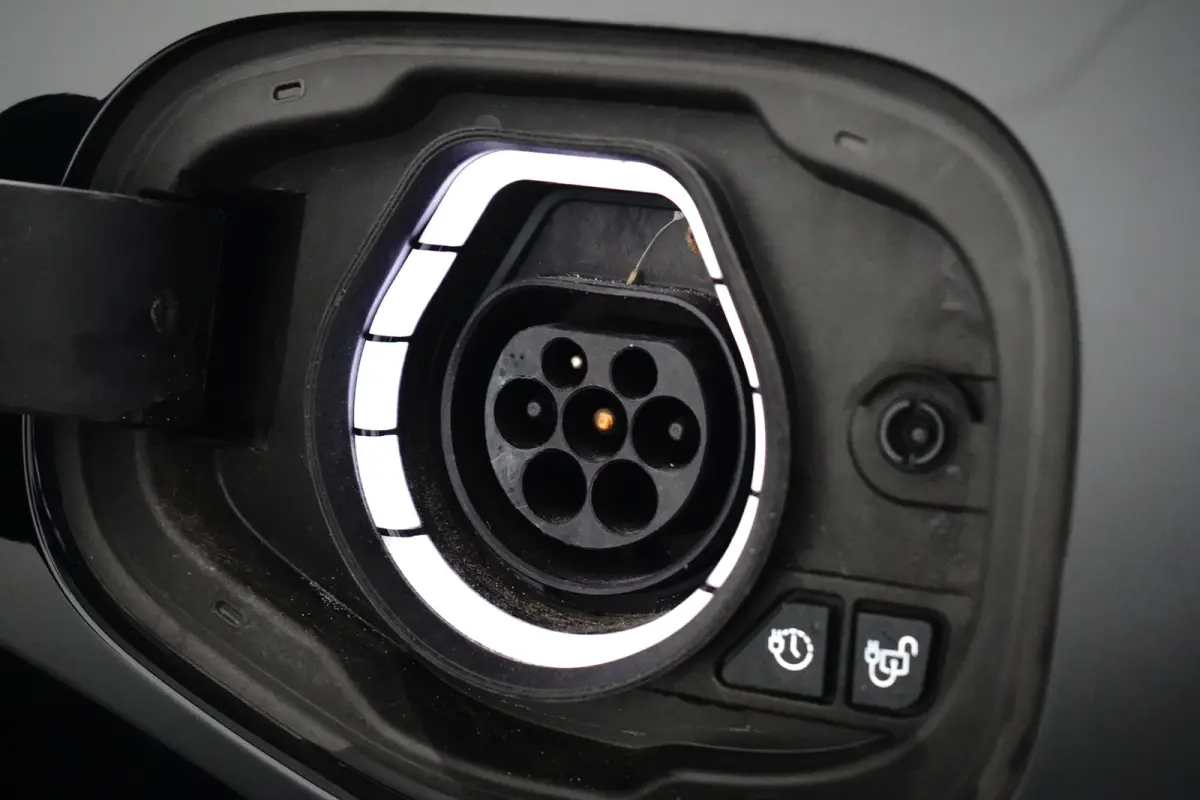2.5 PHEV Titanium X | 91.5% SoH
