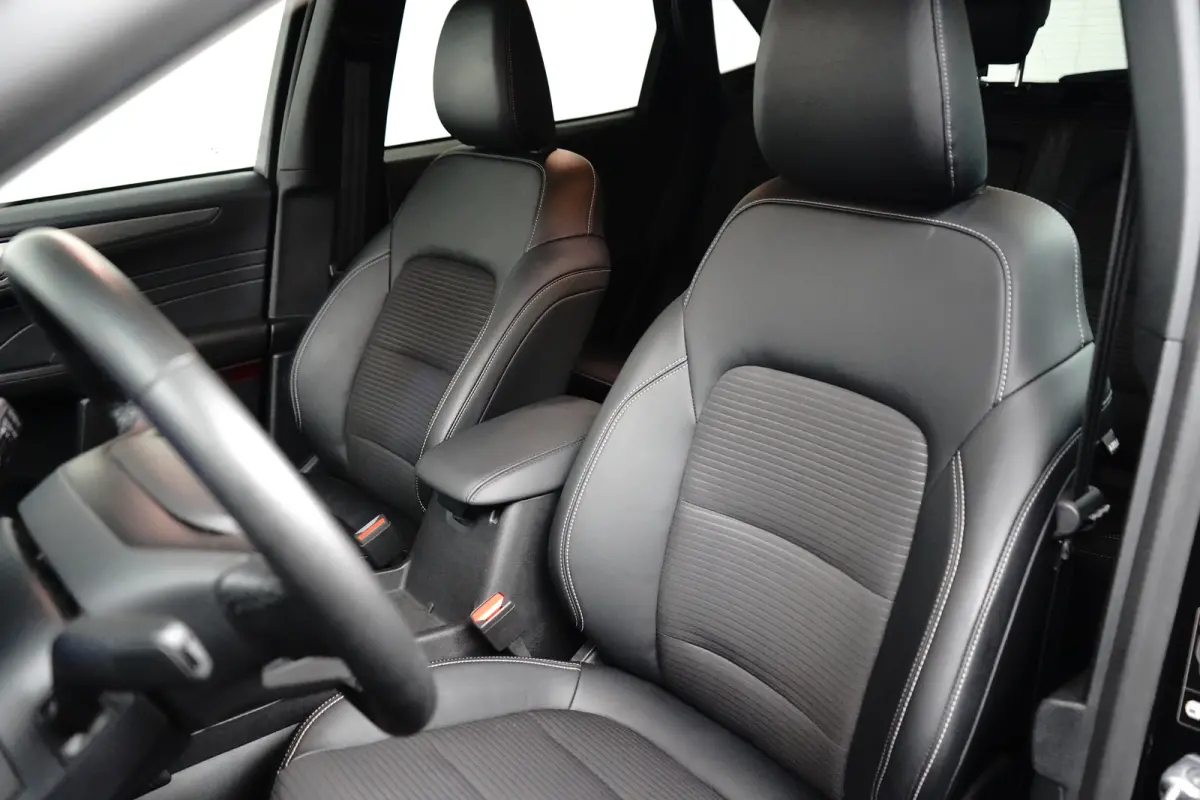 2.5 PHEV Titanium X | 91.5% SoH