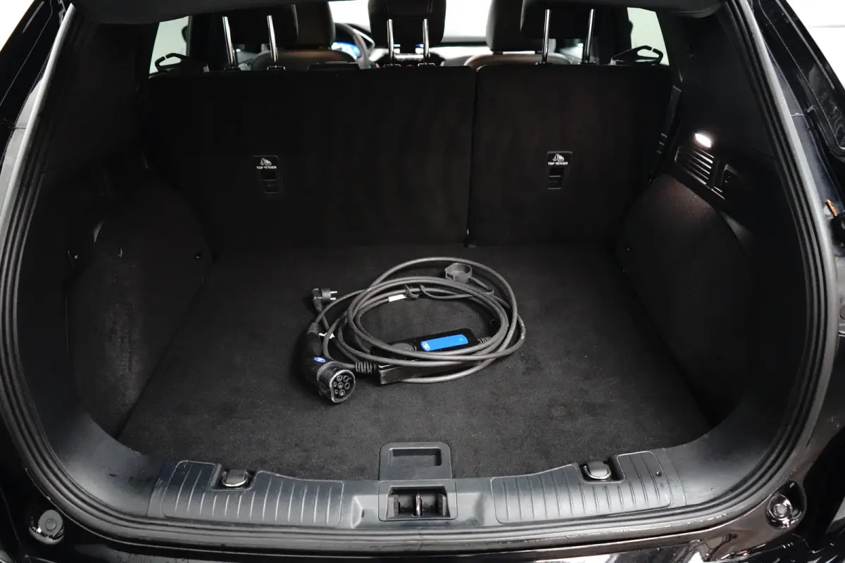 2.5 PHEV Titanium X | 91.5% SoH