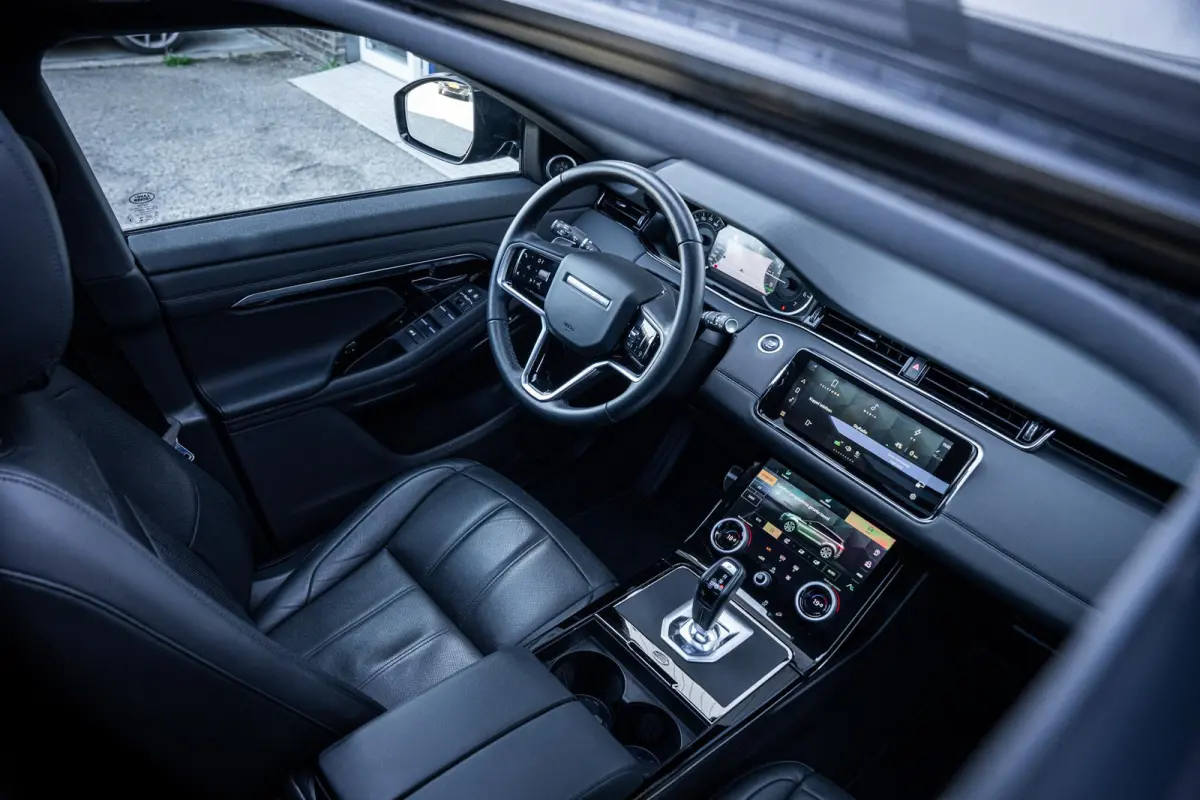 P300e AWD R-Dynamic Black-Pack Pano-dak|Meridian|Elek.trekhaak|Winterpack|Carplay|Dealer-onderhouden