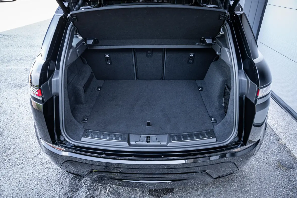 P300e AWD R-Dynamic Black-Pack Pano-dak|Meridian|Elek.trekhaak|Winterpack|Carplay|Dealer-onderhouden