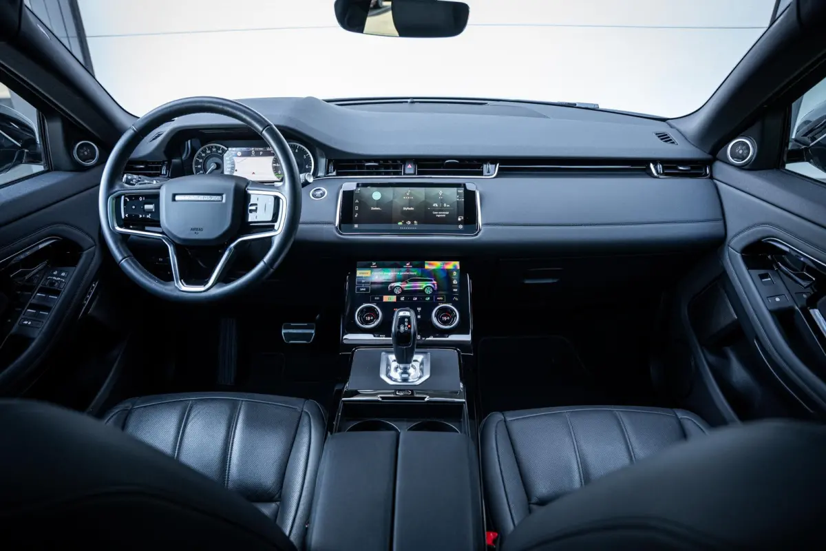 P300e AWD R-Dynamic Black-Pack Pano-dak|Meridian|Elek.trekhaak|Winterpack|Carplay|Dealer-onderhouden