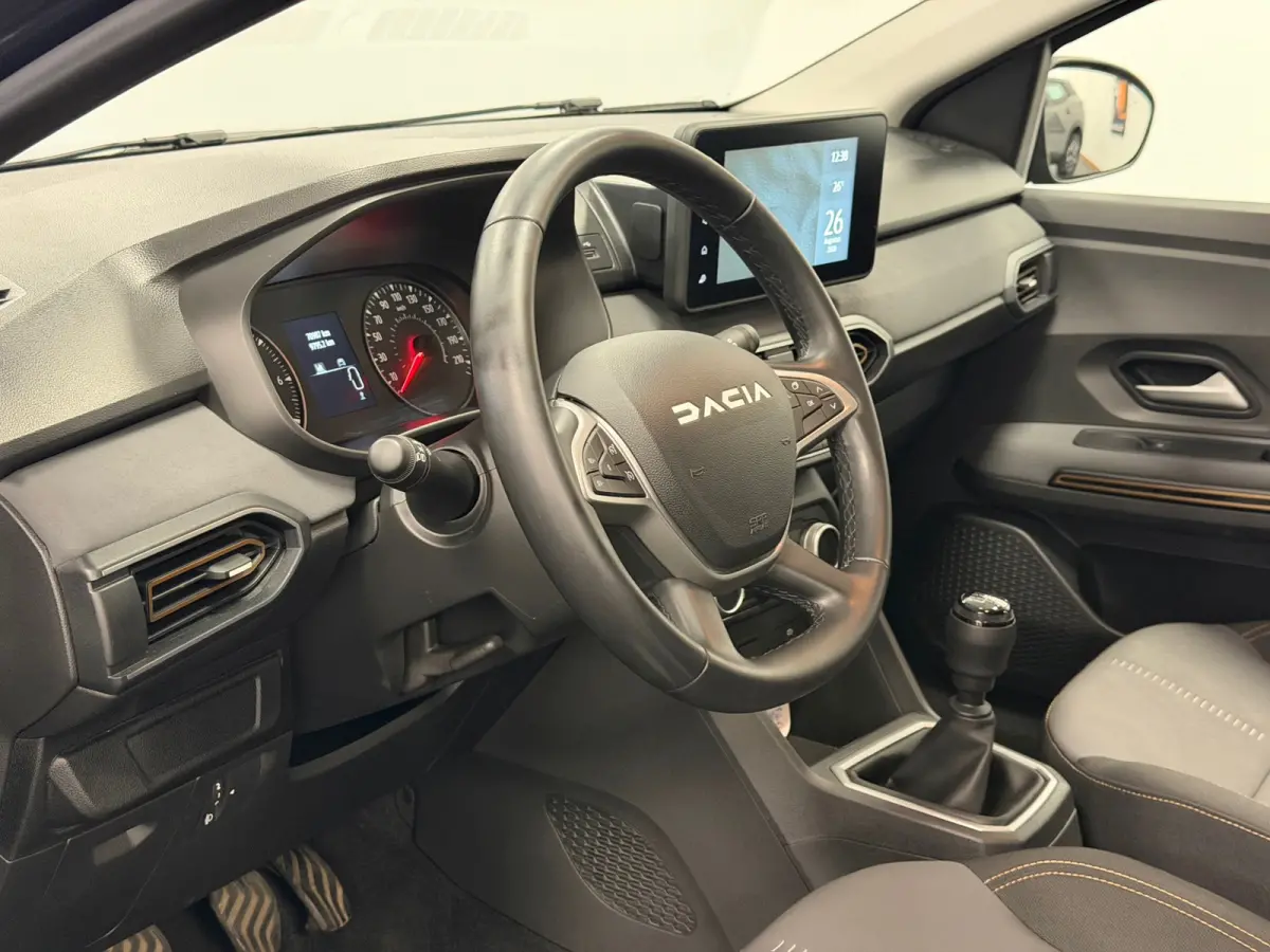 1.0 TCe 110 Extreme*Camera*110PK*Navi*Cruis-Control*PDC*Xenon*
