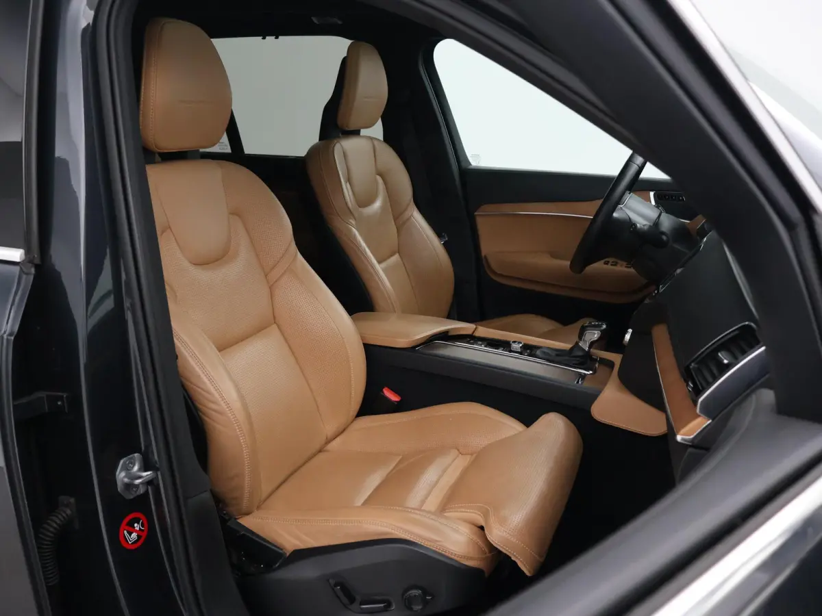 2.0 D5 224 PK AWD AUT. INSCRIPTION *81.553 KM!* + WEGKL. TREKHAAK | PANORAMA | STOELVENTILATIE | HEAD-UP