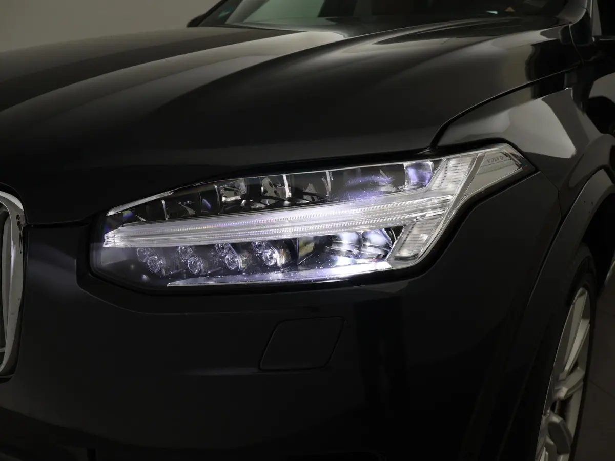 2.0 D5 224 PK AWD AUT. INSCRIPTION *81.553 KM!* + WEGKL. TREKHAAK | PANORAMA | STOELVENTILATIE | HEAD-UP