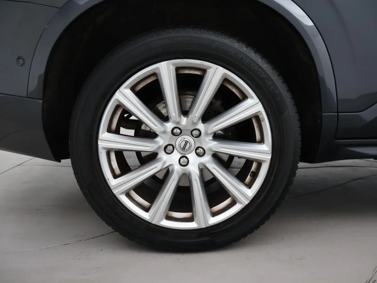 2.0 D5 224 PK AWD AUT. INSCRIPTION *81.553 KM!* + WEGKL. TREKHAAK | PANORAMA | STOELVENTILATIE | HEAD-UP