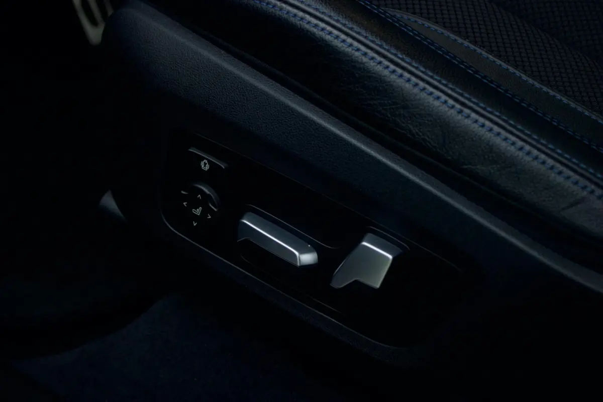 M40i| Pano - Trekhaak - Memory - Sfeerverlichting