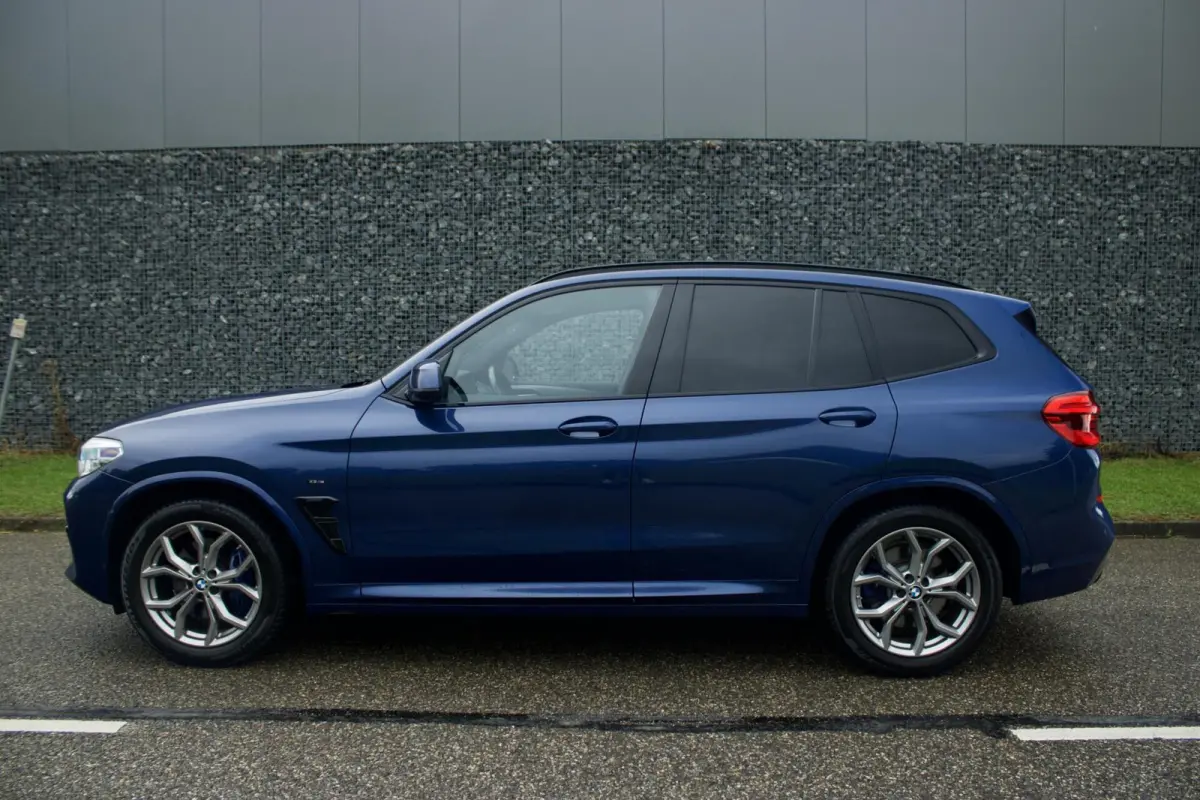 M40i| Pano - Trekhaak - Memory - Sfeerverlichting