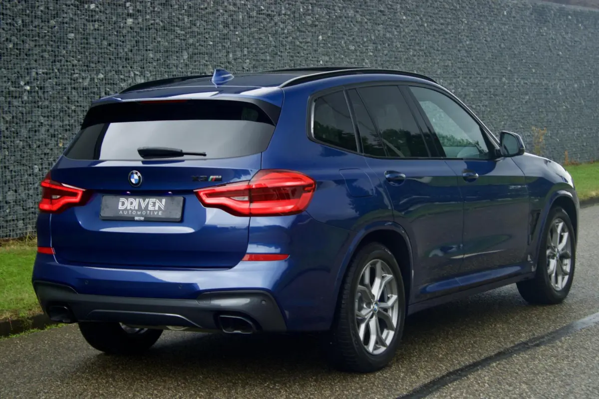 M40i| Pano - Trekhaak - Memory - Sfeerverlichting