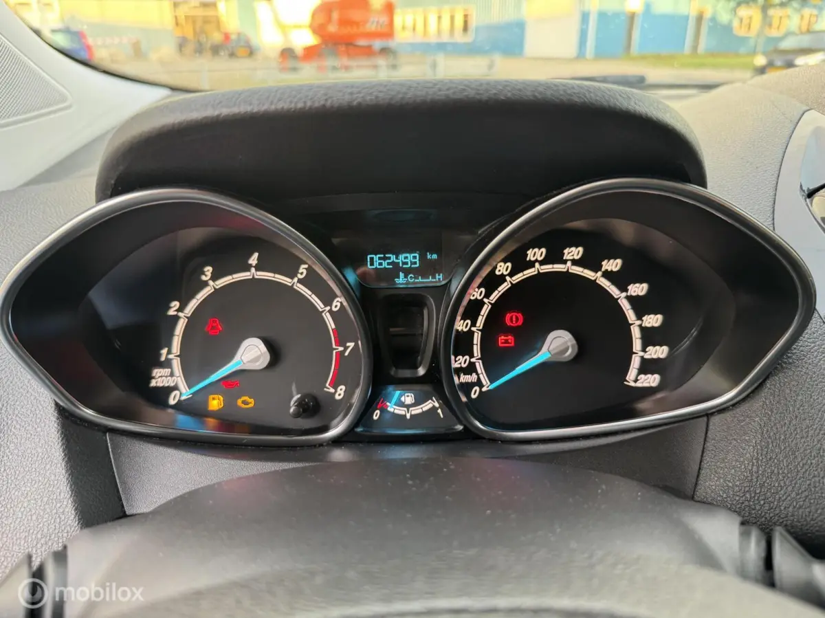 Ford Compact 1.0 Titanium Navi Camera cruise clima 62499 km Ford Tourneo Connect Compact 1.0 Titanium Navi Camera cruise clima 62499 km
