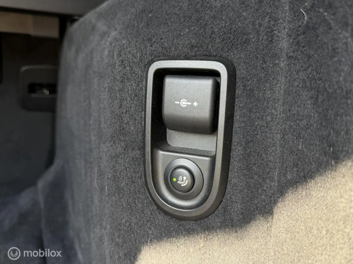 530e Touring M-pakket/Laser/Trekhaak/headup/Alvit Grau