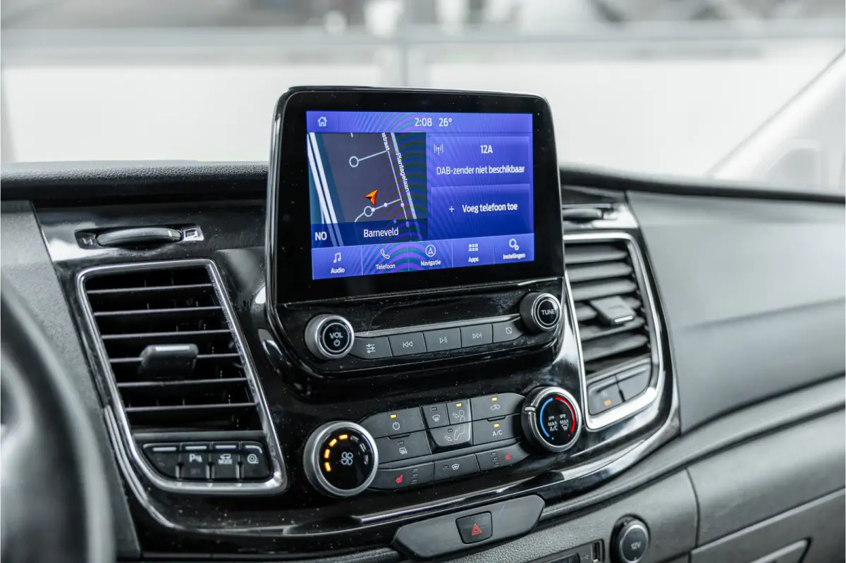 320 2.0 TDCI L2H1 Limited | ACC | L+R Schuifdeur | CarPlay | Navigatie | Camera | Trekhaak | Stoelverwarming | Nieuwe APK | DAB
