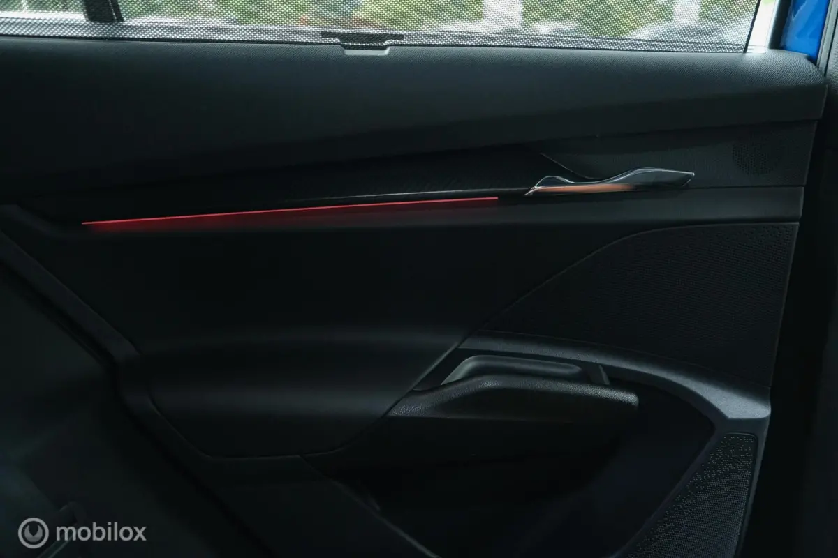 80 Sportline | Chrystal lights and face | ACC | Elec. Trekhaak | Racing Blue | 90% SOH | Camera | Sfeerverlichting | 21 Inch | Memory | CarPlay | Stoel en stuurwielverw.