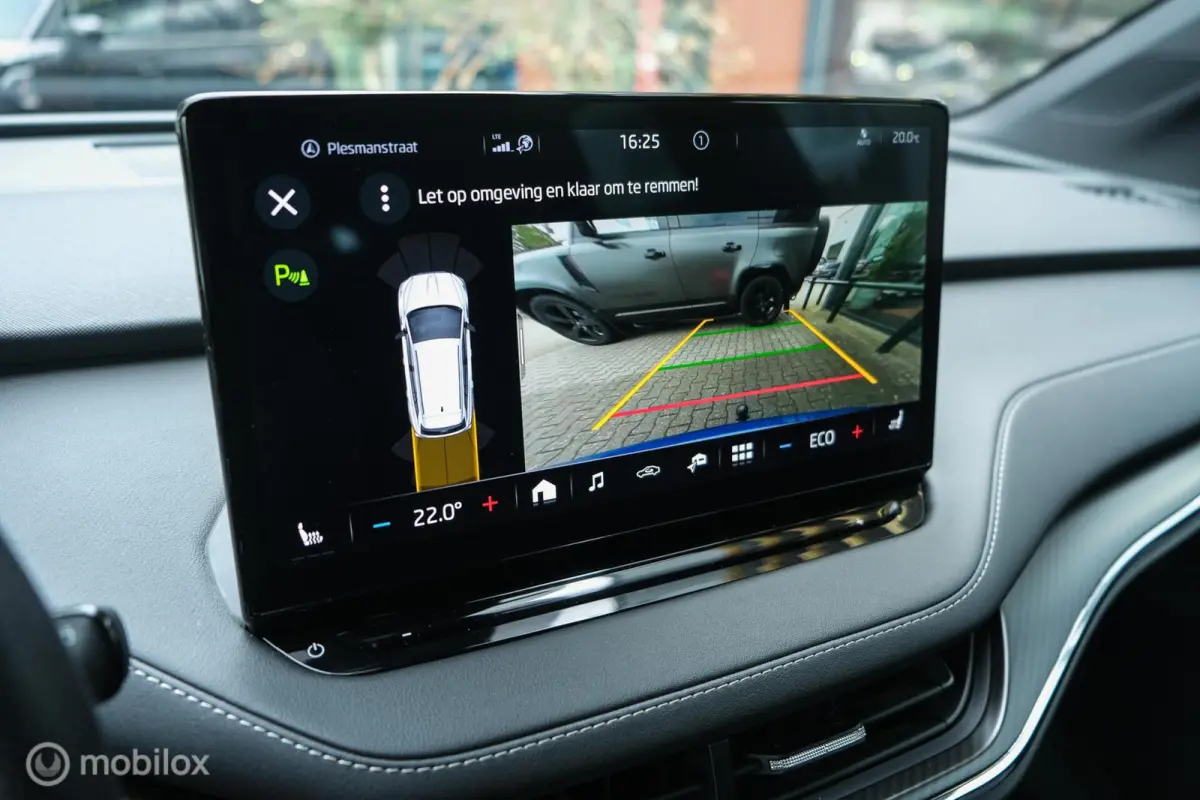 80 Sportline | Chrystal lights and face | ACC | Elec. Trekhaak | Racing Blue | 90% SOH | Camera | Sfeerverlichting | 21 Inch | Memory | CarPlay | Stoel en stuurwielverw.
