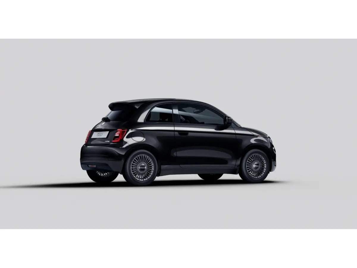 ICON | 10,25" touchscreen radio met Bluetooth, DAB & USB | Automatische airconditioning | Isofix bevestigingspunten op de achterstoelen