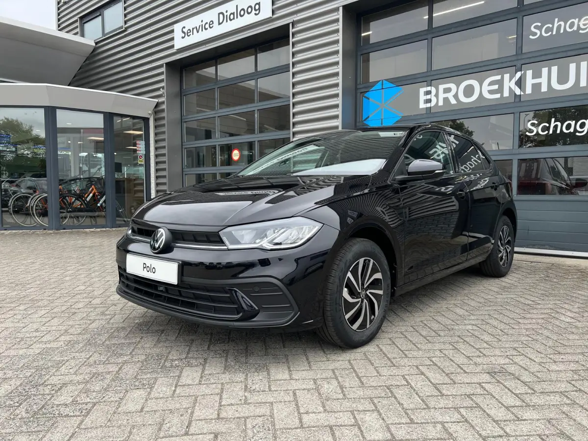 Life Edition | 'App-Connect' smartphone integratie | Airconditioning automatisch (Climatronic), 2-zone | Buitenspiegels elektrisch instel- verwarm- en inklapbaar