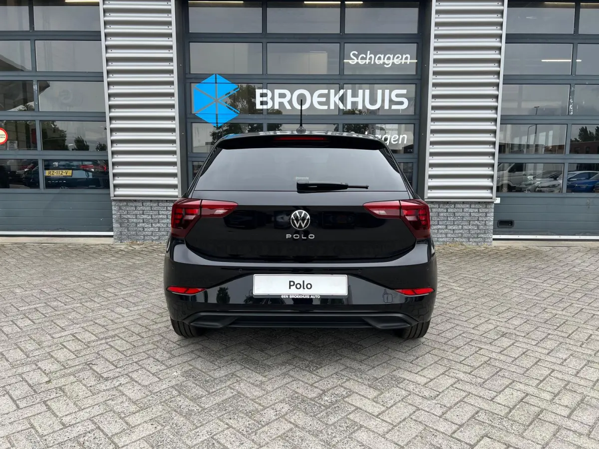 Life Edition | 'App-Connect' smartphone integratie | Airconditioning automatisch (Climatronic), 2-zone | Buitenspiegels elektrisch instel- verwarm- en inklapbaar