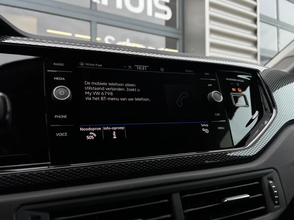 Life Edition | 'App-Connect' smartphone integratie | Airconditioning automatisch (Climatronic), 2-zone | Buitenspiegels elektrisch instel- verwarm- en inklapbaar
