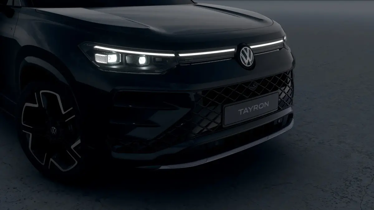 R-Line Edition | 'App-Connect' draadloze smartphone integratie | Automatische afstandsregeling (Adaptive Cruise Control) | Buitenspiegels elektrisch instel-, verwarm- en inklapbaar