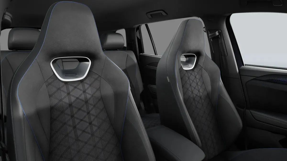 R-Line Edition | 'App-Connect' draadloze smartphone integratie | Automatische afstandsregeling (Adaptive Cruise Control) | Buitenspiegels elektrisch instel-, verwarm- en inklapbaar