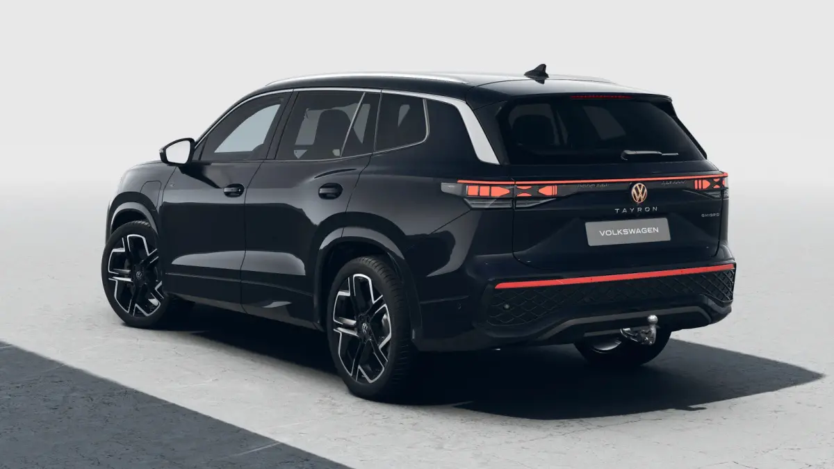 R-Line Edition | 'App-Connect' draadloze smartphone integratie | Automatische afstandsregeling (Adaptive Cruise Control) | Buitenspiegels elektrisch instel-, verwarm- en inklapbaar