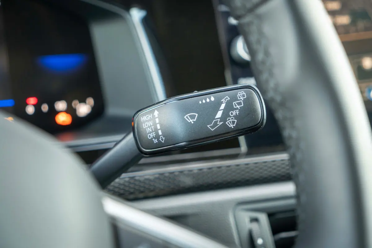 Life Edition | 'App-Connect' smartphone integratie | Buitenspiegels elektrisch instel- verwarm- en inklapbaar