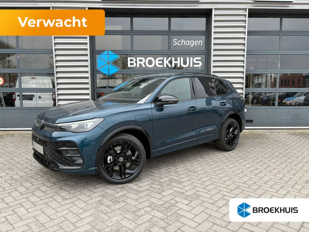 R-Line Edition - eHybrid | 'App-Connect' draadloze smartphone integratie | Automatische afstandsregeling (Adaptive Cruise Control) | Diefstalalarm