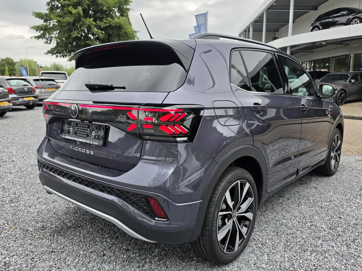 1.0 TSI DSG R-Line (Camera,Acc,IQ,Clima)